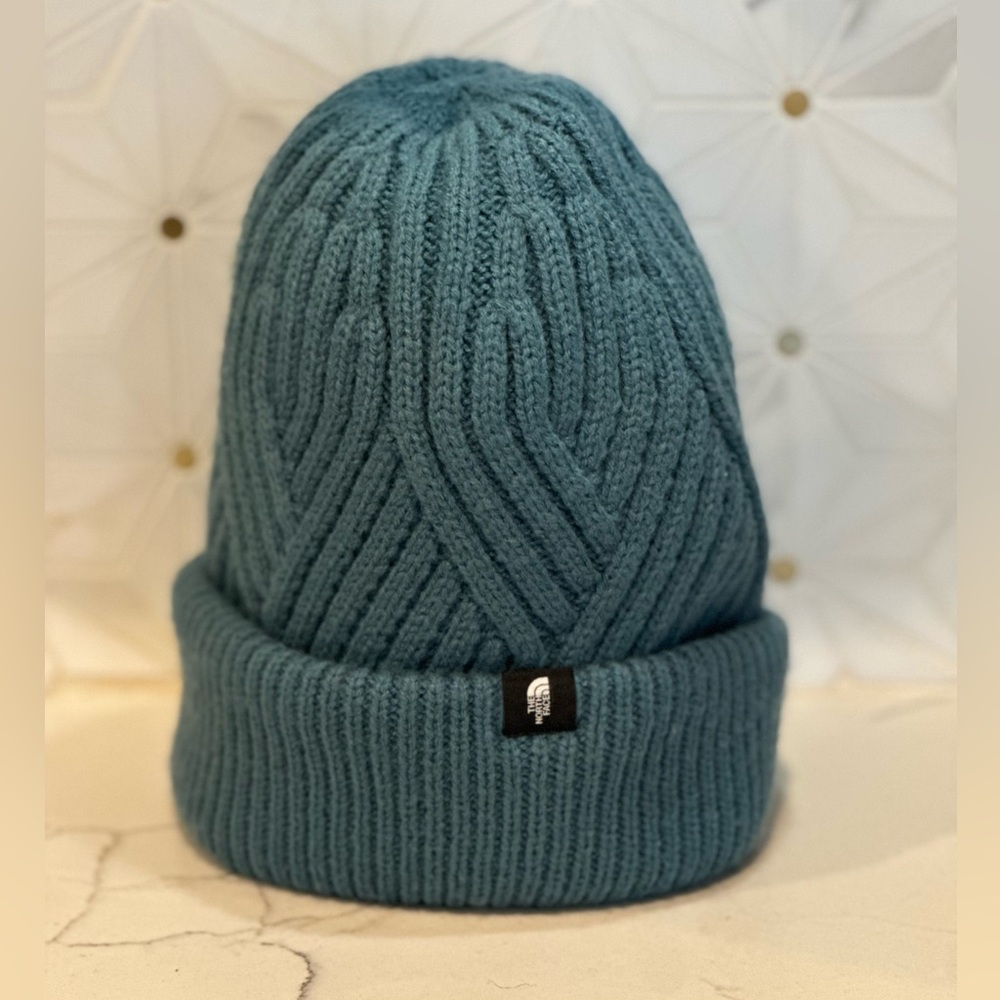 North Face Teal Reyka Reversible Beanie Cozy Knit